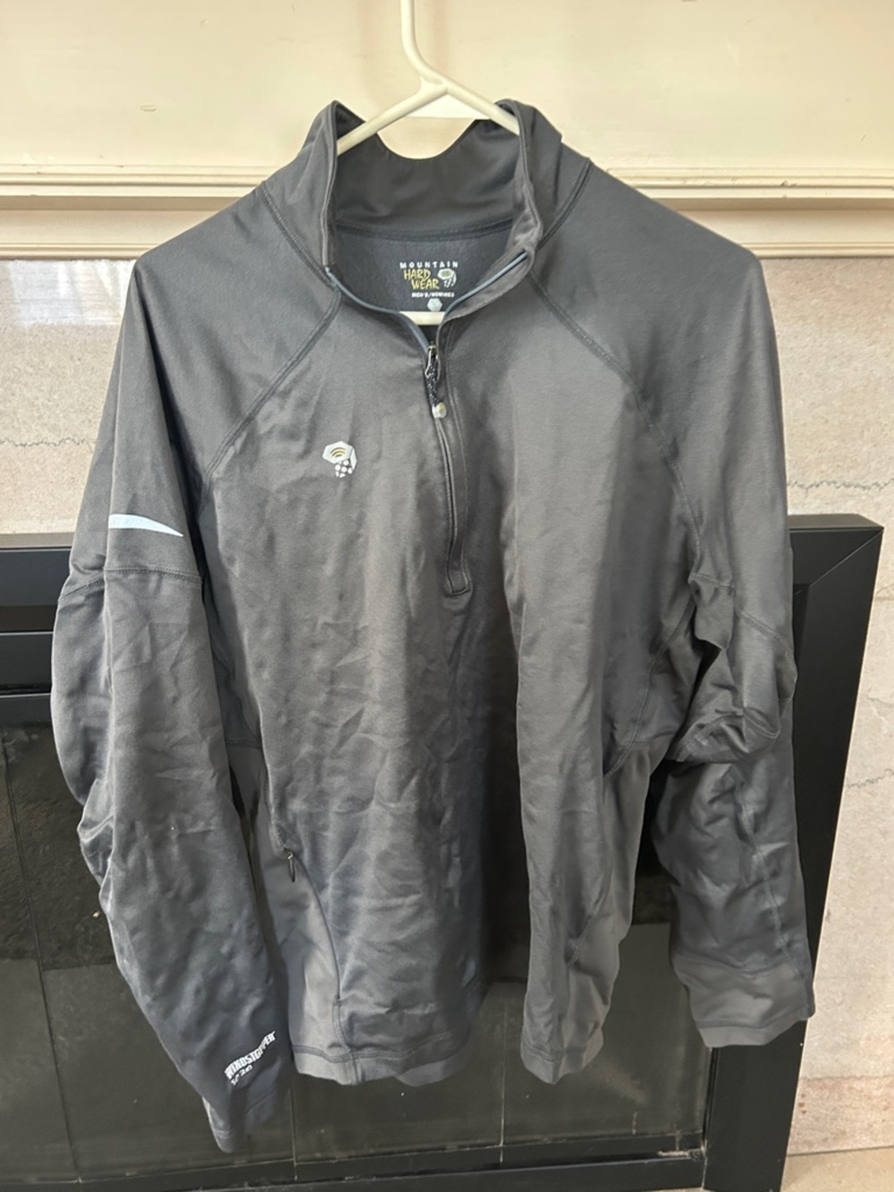 Mountain Hardwear Men's Dark Gray Half-Zip Performance Jacket